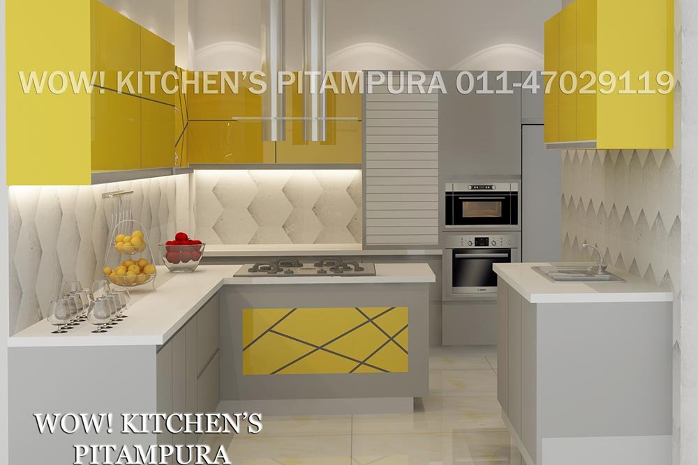 Island shaped kitchen